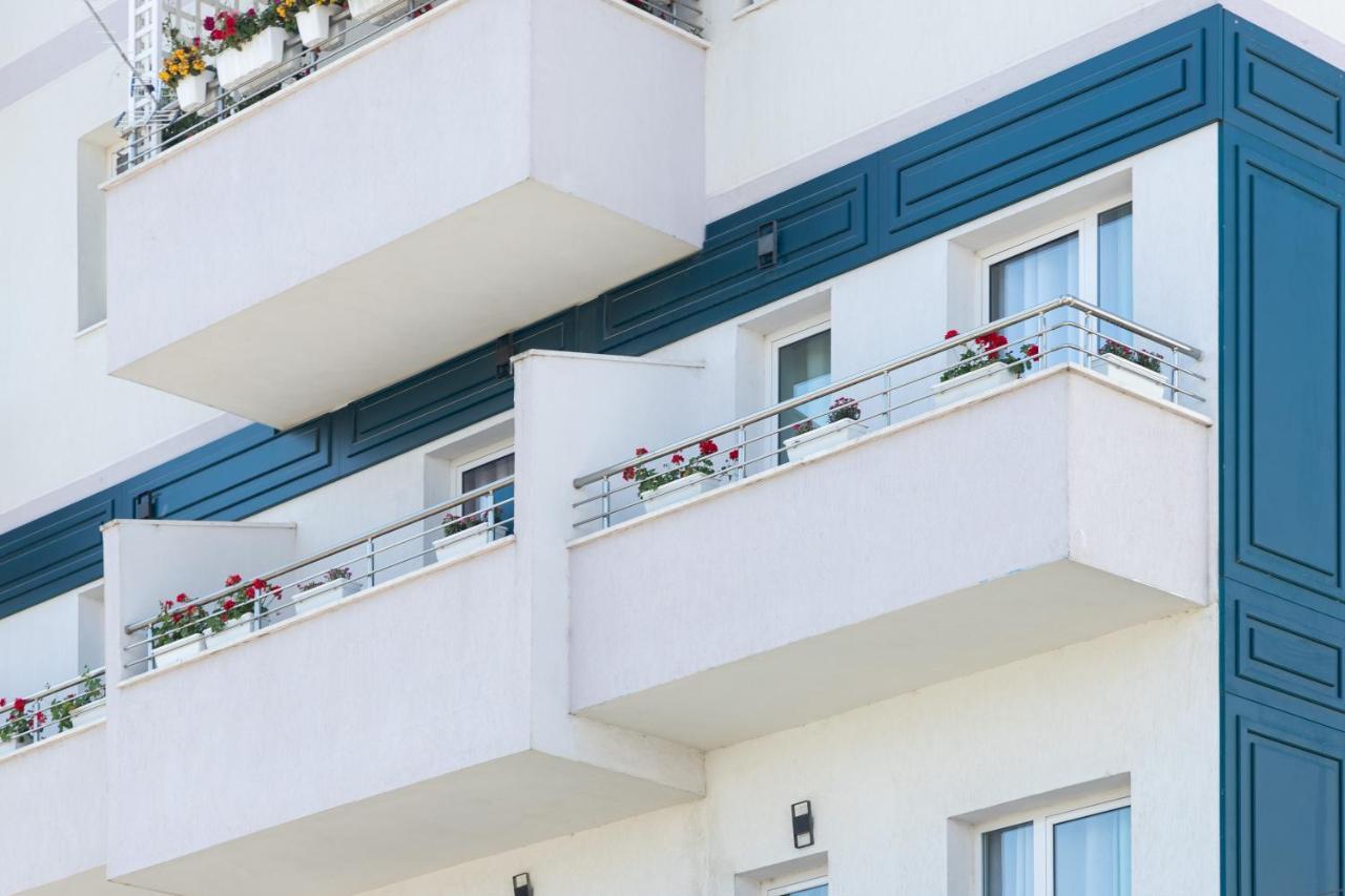 Compas Boutique Hotel Golem  Ngoại thất bức ảnh