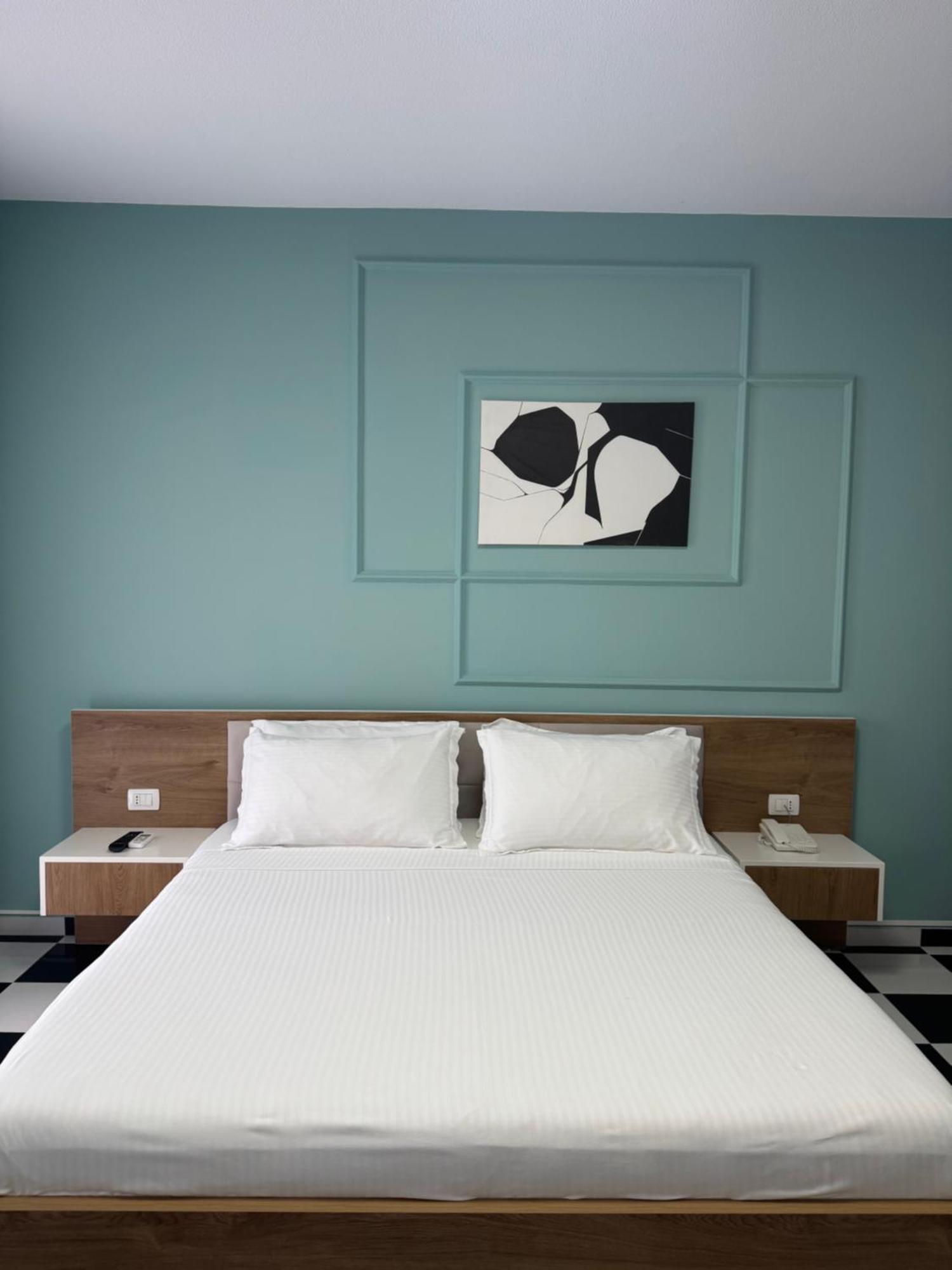 Compas Boutique Hotel Golem  Ngoại thất bức ảnh